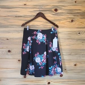 Soulmates Black Floral Blouse Ladies Size 9 NWT
